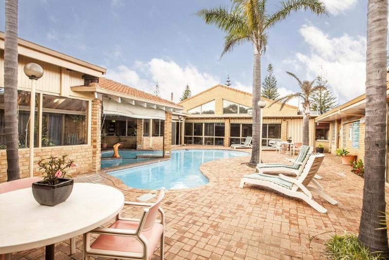 בית מלון כפרי Comfort Inn Bay Of Isles