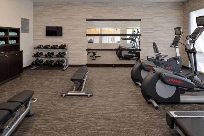 酒店 Courtyard By Marriott St. Louis St. Peters