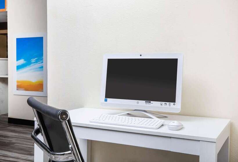 בית מלון כפרי Days Inn By Wyndham Macon I75 North