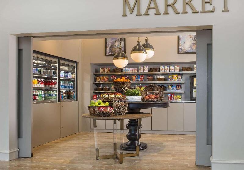 Doubletree By Hilton Hotel Dallas – Love Field