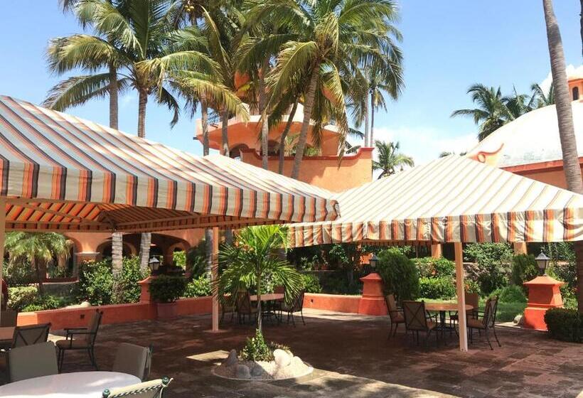 فندق Grand Isla Navidad Golf & Spa Resort With Marina