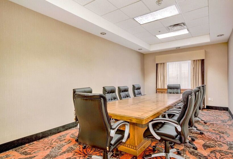 בית מלון כפרי Hampton Inn & Suites Phoenix Goodyear