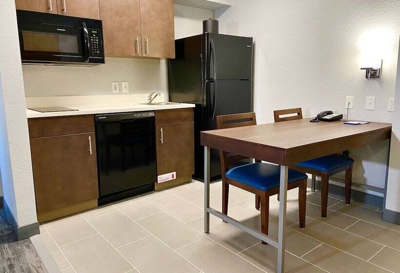 בית מלון כפרי Hampton Inn & Suites Phoenix Goodyear