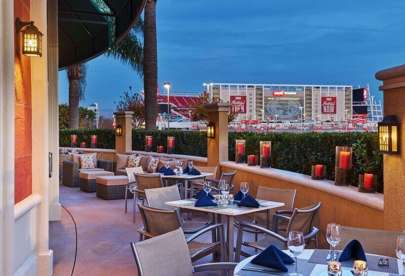 هتل Hilton Santa Clara