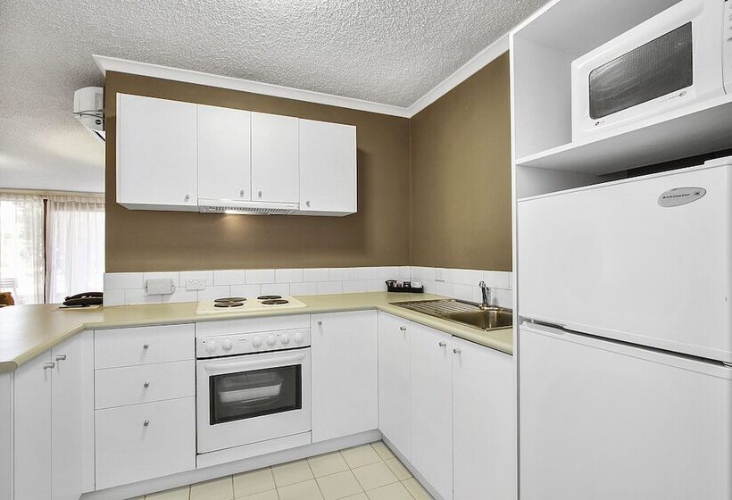 Knox International Hotel And Apartments