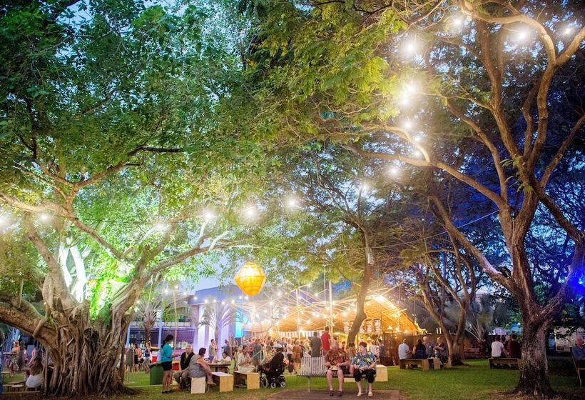 هتل Metro Advance Apartments &