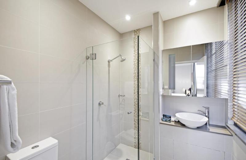 هتل Quest Canberra