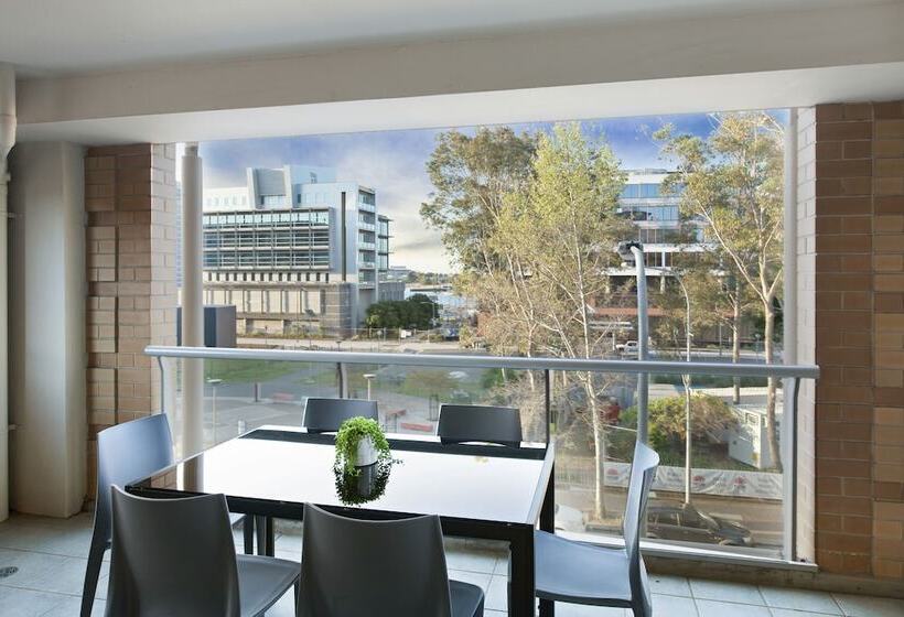 هتل Quest Newcastle