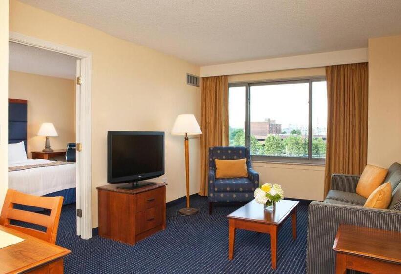 هتل Residence Inn By Marriott Boston Harbor On Tudor Wharf