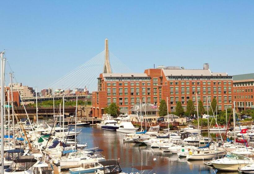 هتل Residence Inn By Marriott Boston Harbor On Tudor Wharf