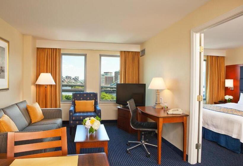 هتل Residence Inn By Marriott Boston Harbor On Tudor Wharf