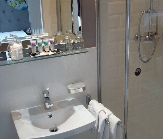 هتل Sir & Lady Astor