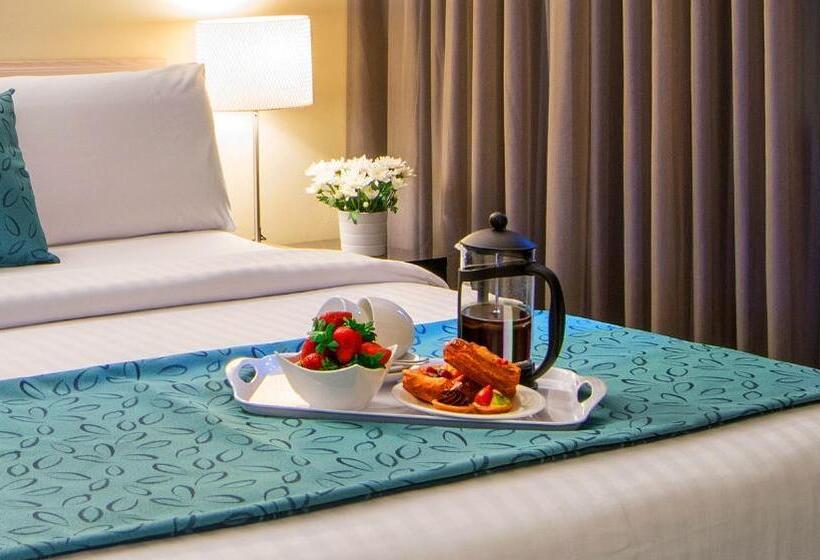 هتل The Peninsula Riverside Serviced Apartments