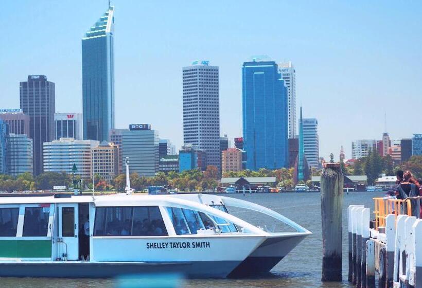 هتل The Peninsula Riverside Serviced Apartments