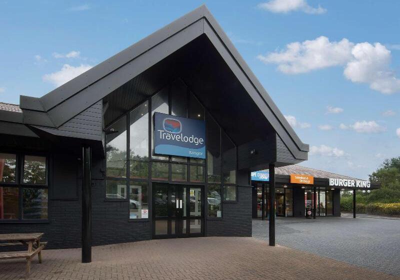 Отель Travelodge Bangor