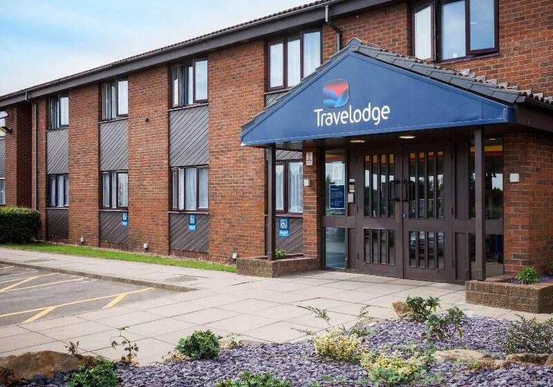 هتل Travelodge Bedford Marston Moretaine