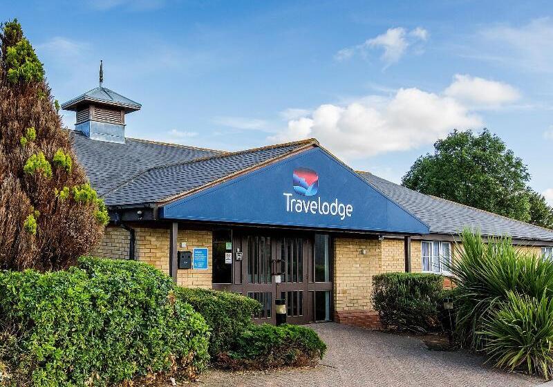 Отель Travelodge Colchester Feering