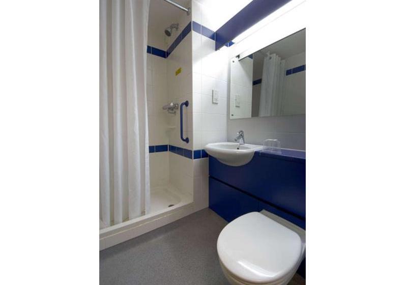 Отель Travelodge Southend On Sea