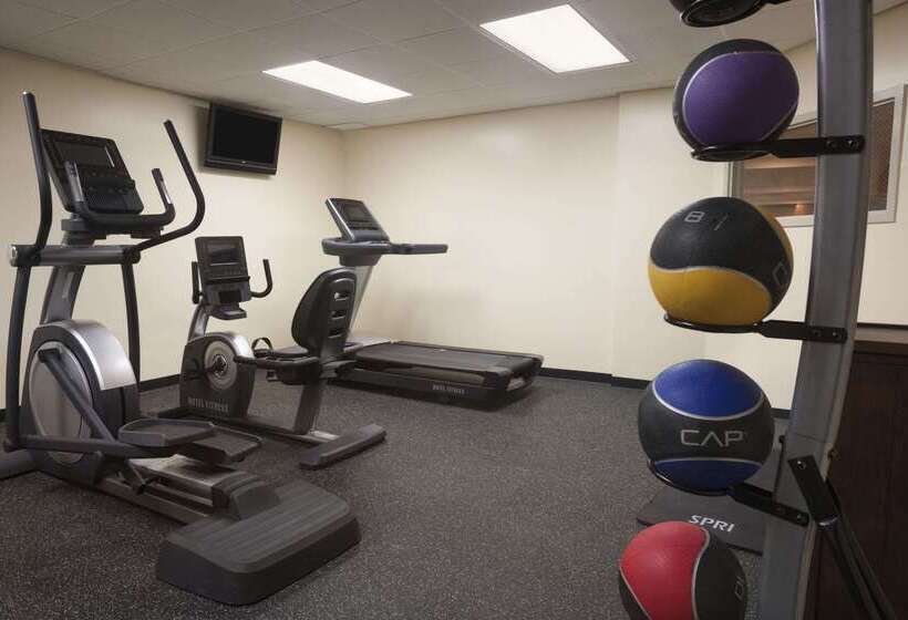 هتل Wingate By Wyndham Schaumburg