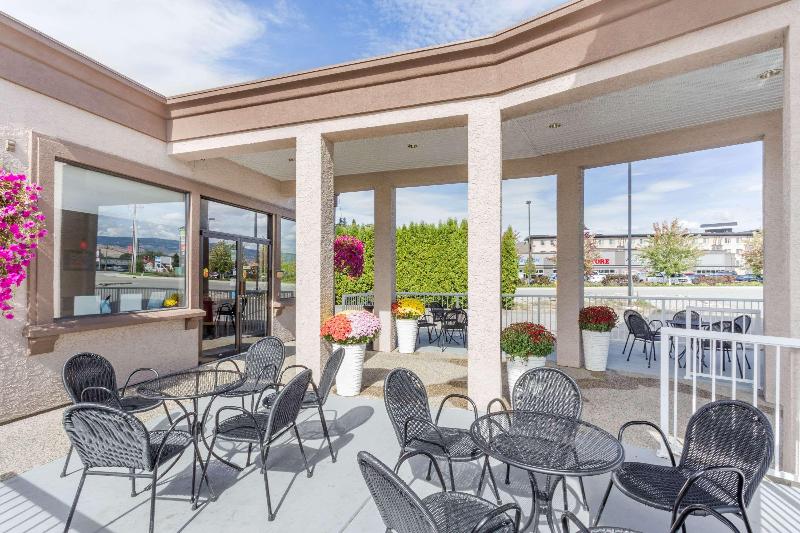 מוטל Super 8 By Wyndham Kelowna Bc