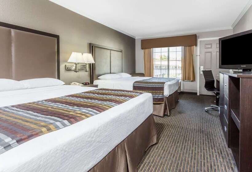 מוטל Super 8 By Wyndham Mountain View