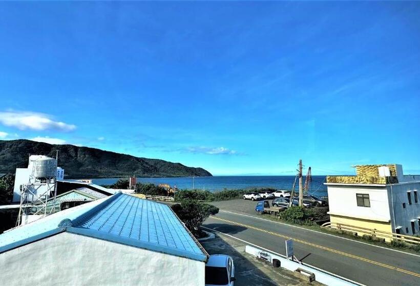 تختخواب و صبحانه 墾丁興海灣民宿