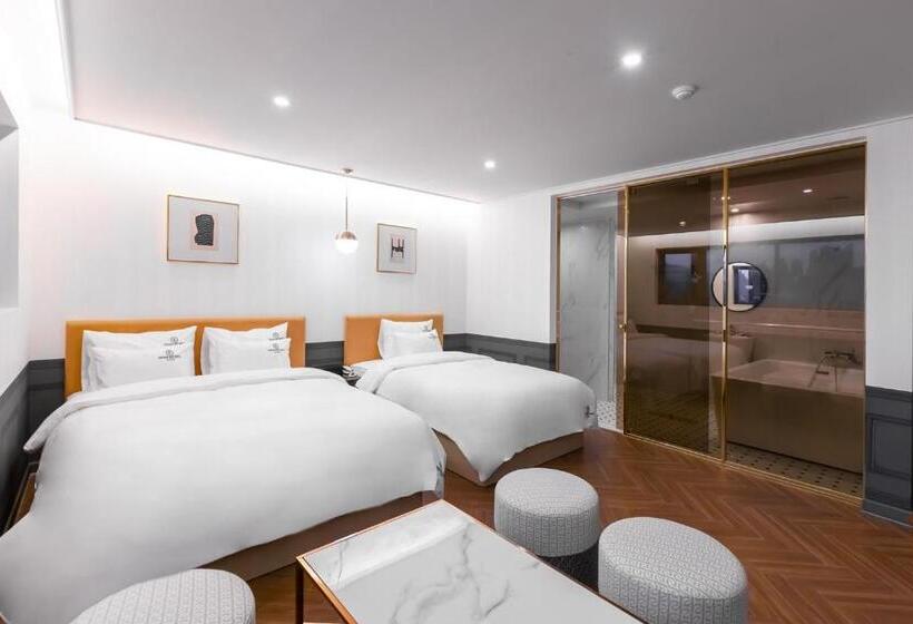 Browndot Hotel Sasang Renecite