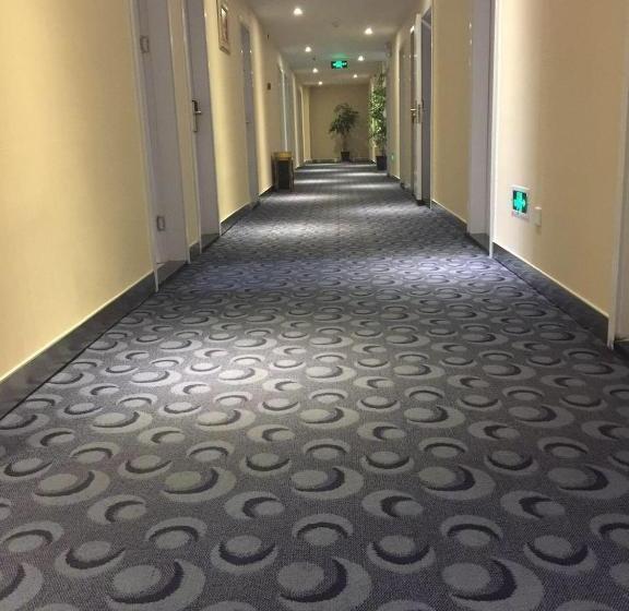 Отель 7days Inn Ziyang Lezhi Yingbin Avenue Branch