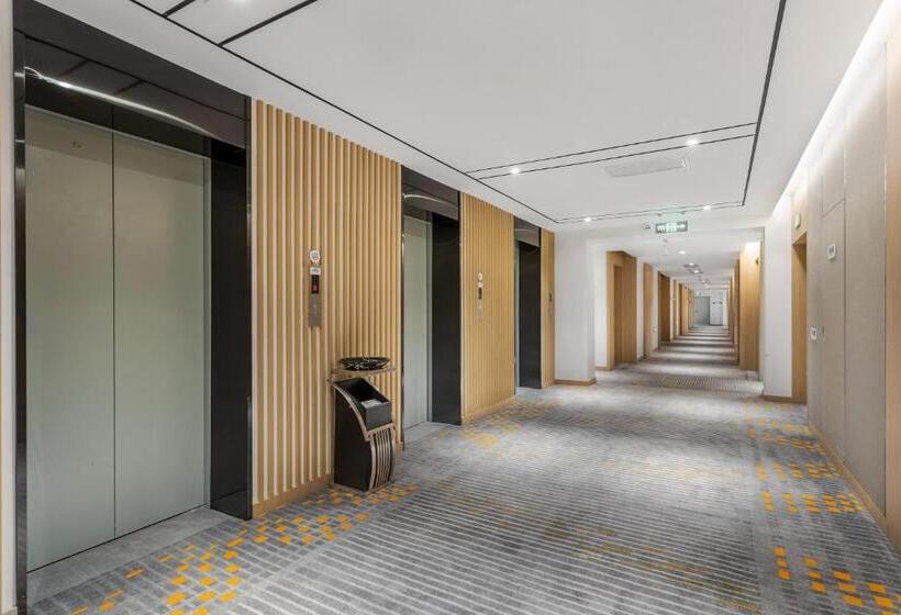 هتل Holiday Inn Express Dali Xiaguan, An Ihg