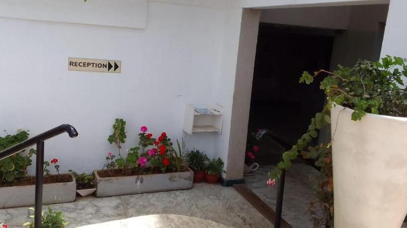 هتل Mango Hill Central Ooty