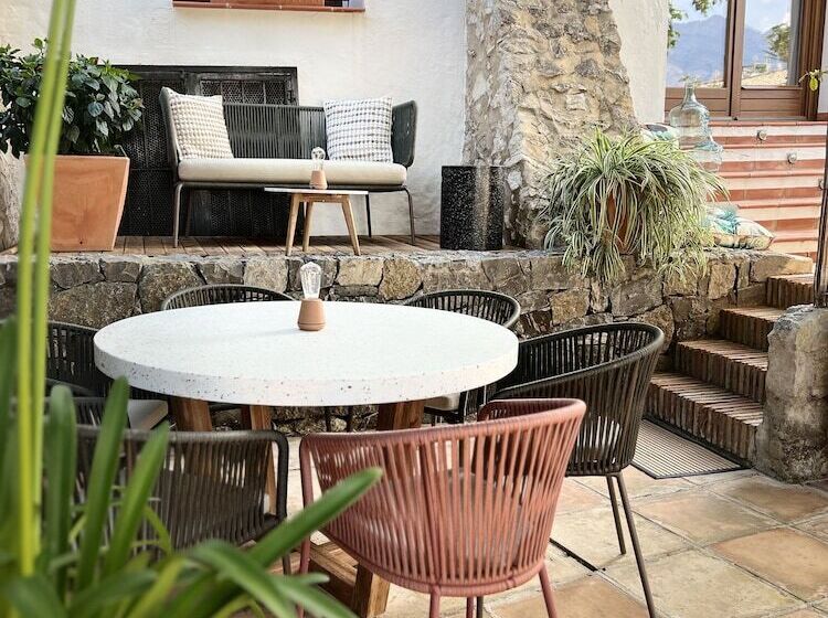 بنسيون Hostal Del Vino La Costera