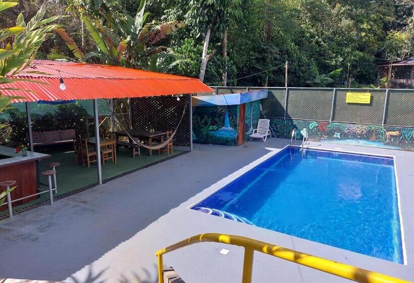 مبيت وإفطار Restaurante Y Cabinas Sudy