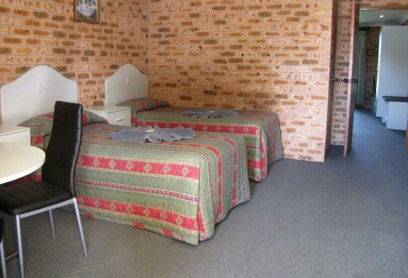 Big Trout Motel