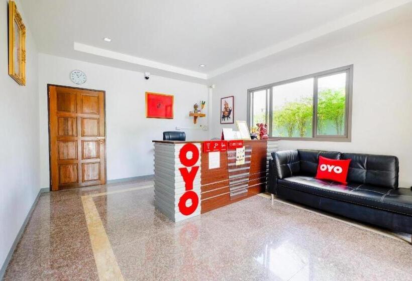 هتل Oyo 732 Juthamas