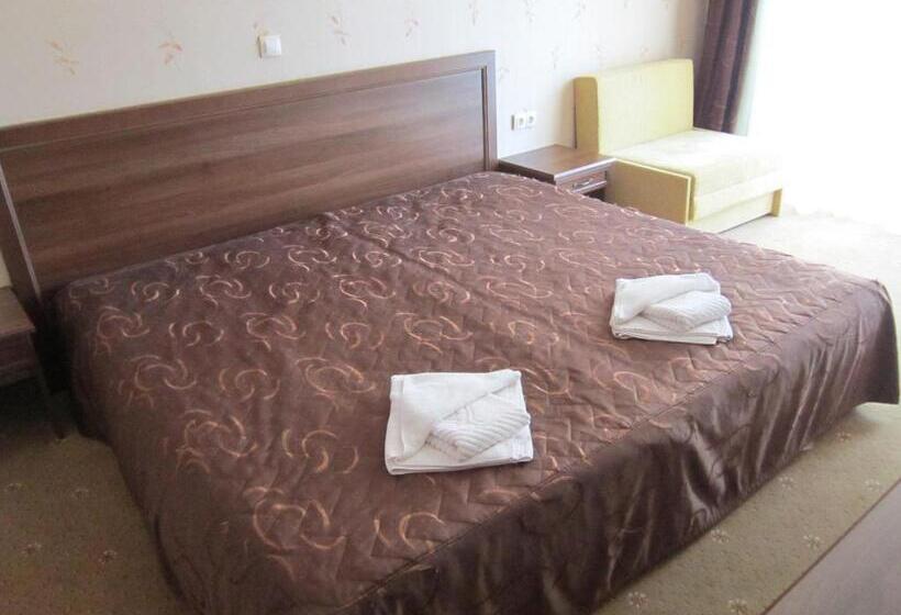 хотел магнолия, Hotel Magnoliya