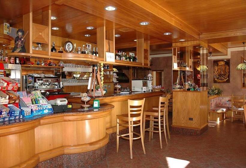 בית מלון כפרי Albergo Ginevra