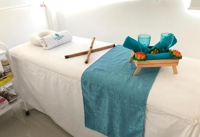 هتل Aparta Suites La Flora