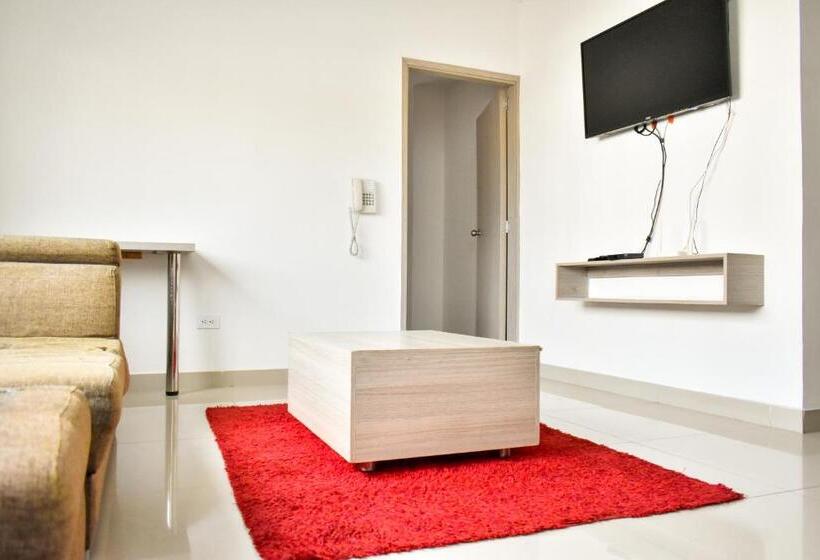 هتل Aparta Suites La Flora