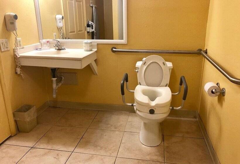 בית מלון כפרי Americas Best Value Inn Sarasota