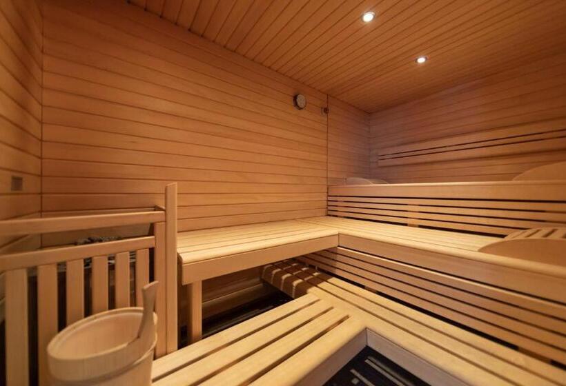 ホテル B & B Longhin