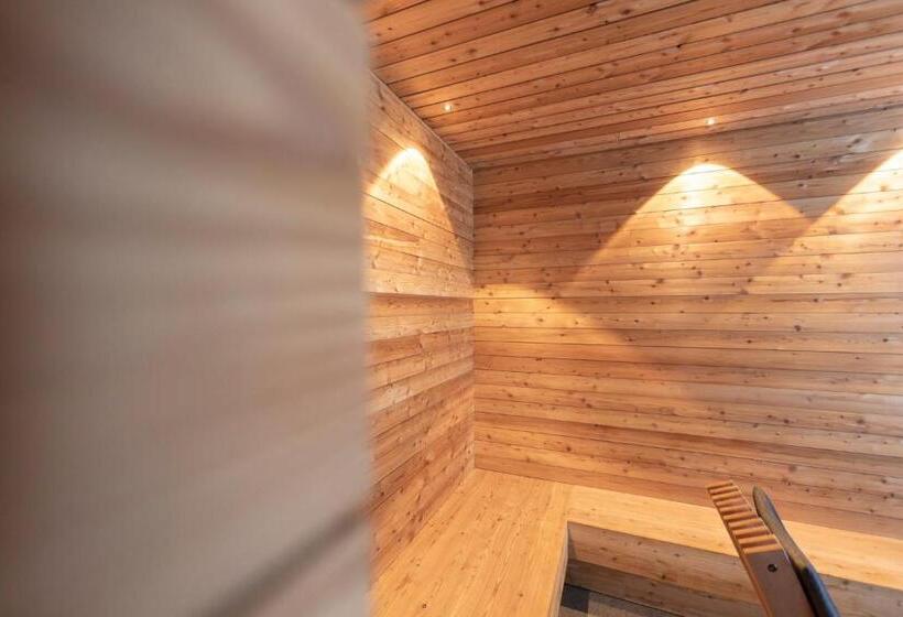 ホテル B & B Longhin