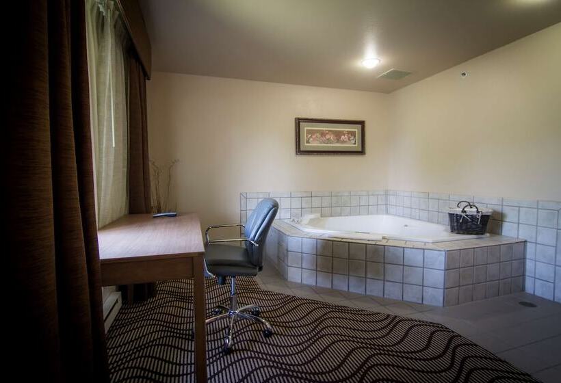 Best Western Plus Riverfront Hotel And Suites