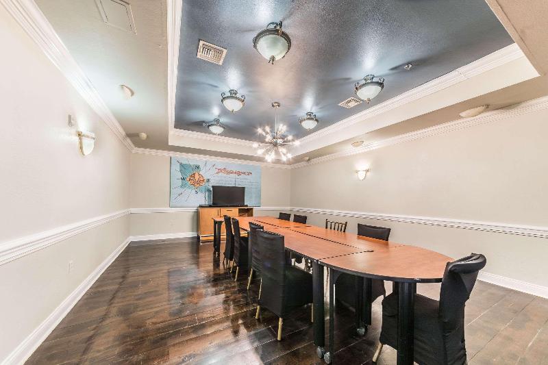 فندق Spark By Hilton Lafayette South