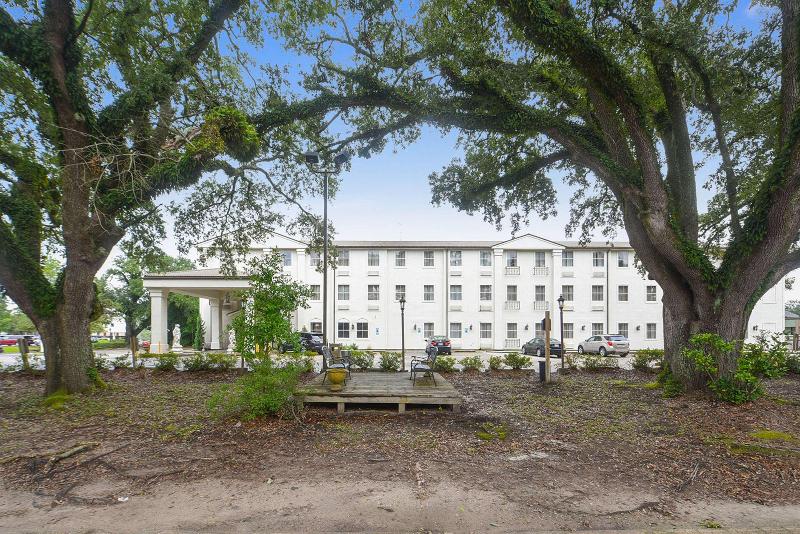 فندق Spark By Hilton Lafayette South