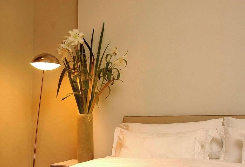 ホテル Esplendor By Wyndham Buenos Aires