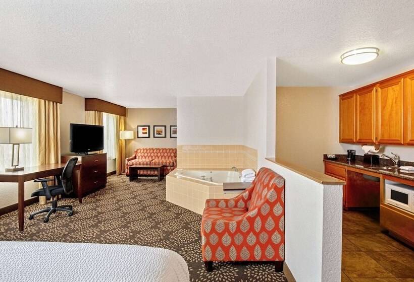 هتل La Quinta By Wyndham Las Vegas Redrock/summerlin
