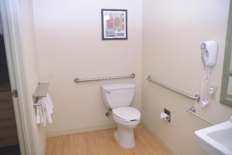 Отель Red Roof Inn Baton Rouge