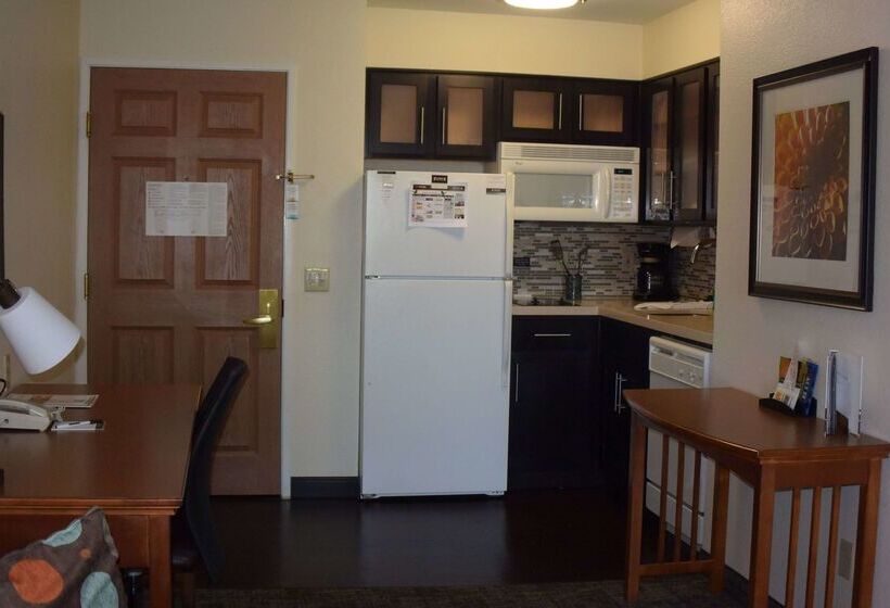 هتل Sonesta Es Suites San Diego  Sorrento Mesa