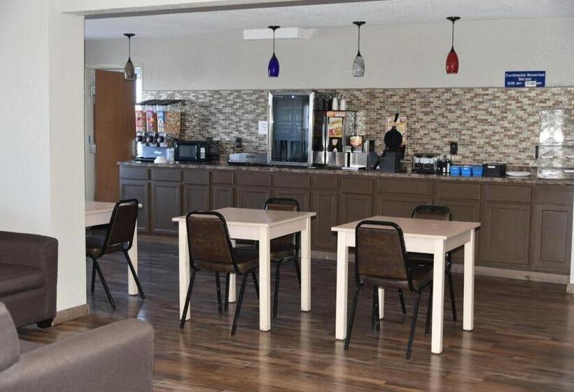 Microtel Inn & Suites By Wyndham Fond Du Lac