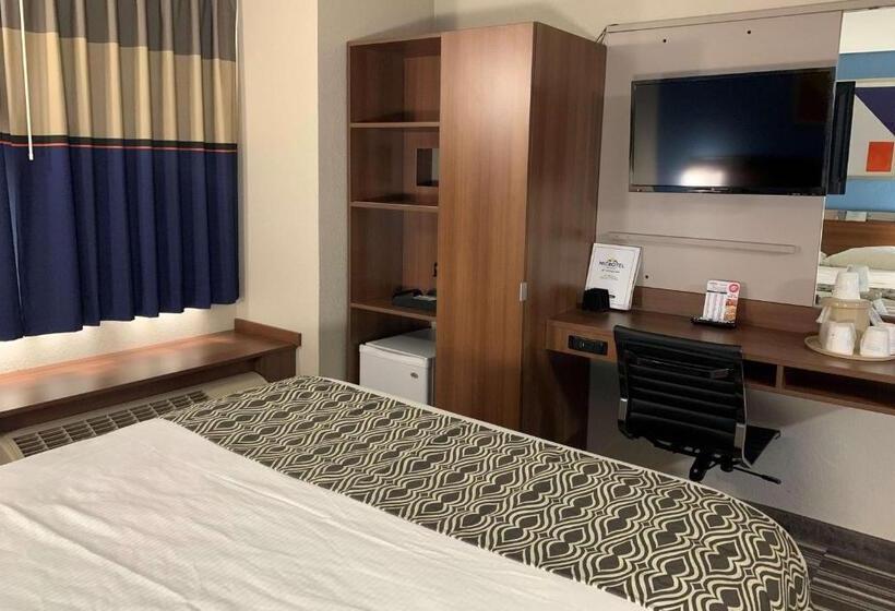 Microtel Inn & Suites By Wyndham Fond Du Lac